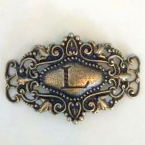 Lenny & Eva Initial Sentiment: Brass L